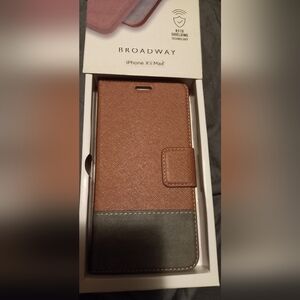 iPhone XS Max Broadway Brown and Gray Phone Case